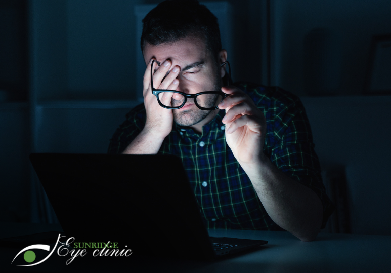 Understanding Digital Eye Strain: Symptoms, Causes, and Solutions 