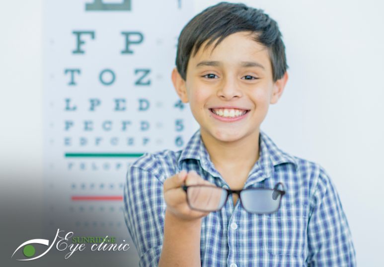 Kids' Eye Exams: Practical Tips for Ensuring a Positive Eye Care Experience for Your Child