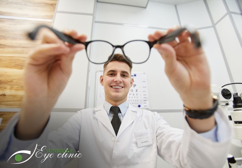 SIGNS YOU MAY NEED A NEW GLASSES PRESCRIPTION - CALGARY EYE EXAMS